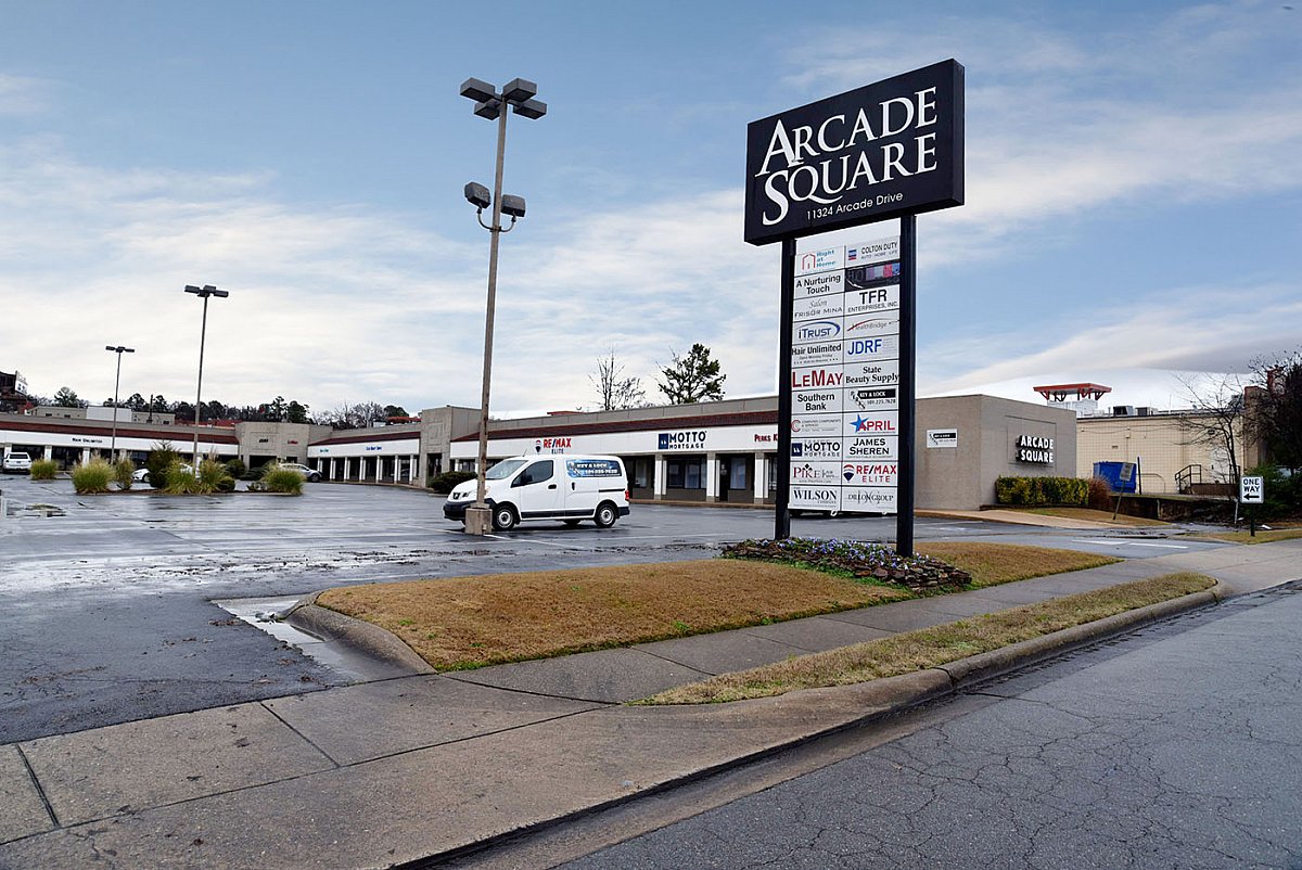 JON_5464  studio.jpg